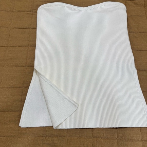 Caroline Constas Revolve Ivory White Sleevles Side Slit Top Size Medium - Picture 2 of 9